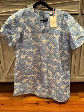 entro Light Blue & White Floral Short-Sleeve dress